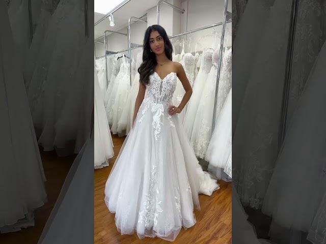Send this to them—it’s wedding dress shopping time! ‍️