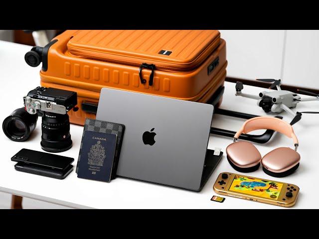 My ESSENTIAL Travel Tech and Bag - After Flying 150,000+ MILES!