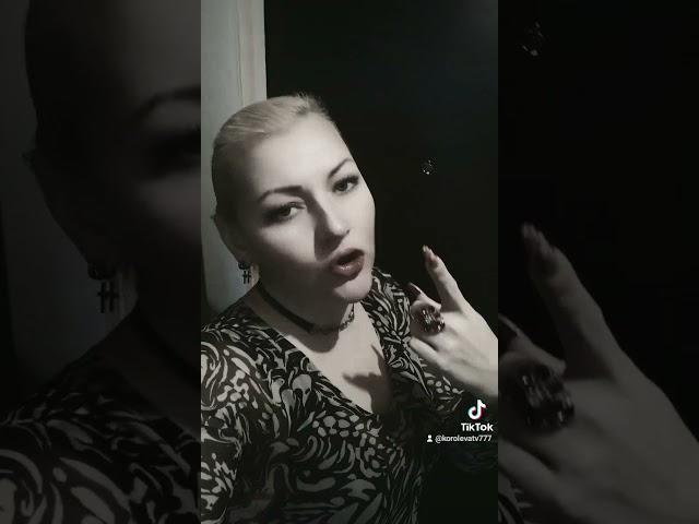 А между нами ничего нет
