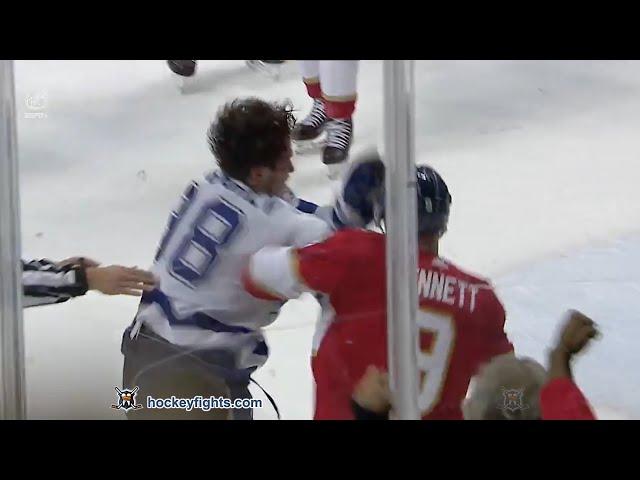 Mikhail Sergachev vs Sam Bennett Apr 24, 2022