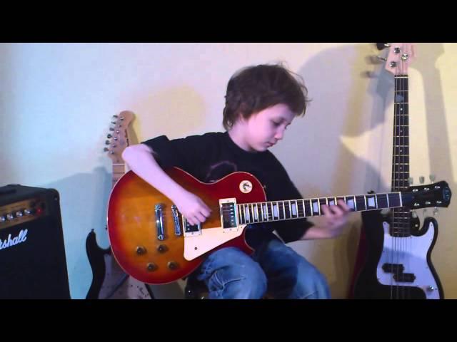 Dustin Tomsen 8 yr old covers KISS "Parasite" + solo (Studio version !!!)