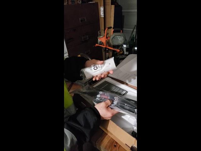 Unboxing my new nogap q7c TV mount