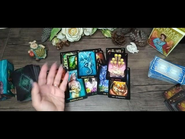 МУЖЧИНА МЛАДШЕ, ЖЕНЩИНА СТАРШЕ. Для чего он вошёл в мою жизнь? #tarot #таро #мужчинамладше