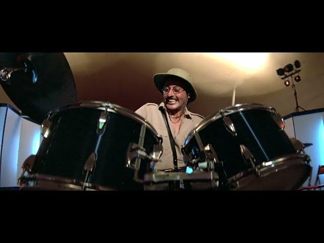 Subway - Jean Reno on the Drums