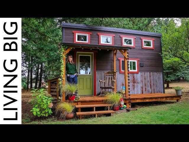 Adorable Tiny House Built By Love, Family and Community