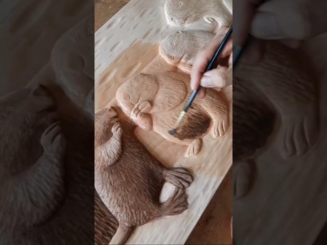 Бобры из дерева Резное панно Резьба по дереву Виль Аптюшев Wood carving #shorts