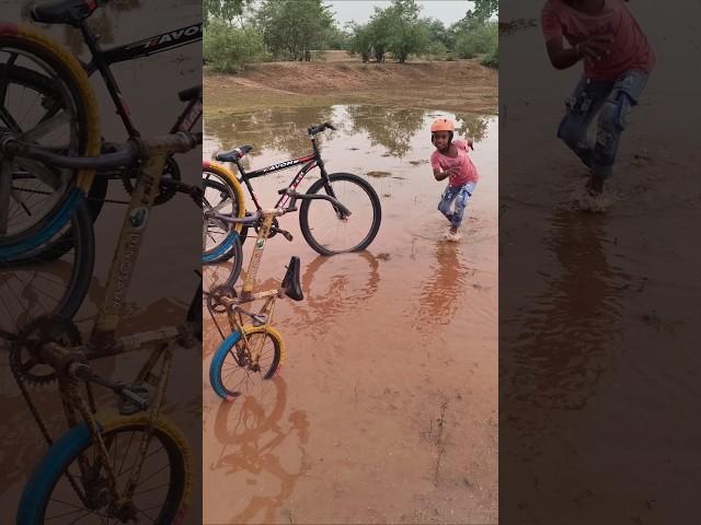 cycle rider stunt #youtubeshorts #trending #ytshorts #shortsfeed #stunt #viralshorts