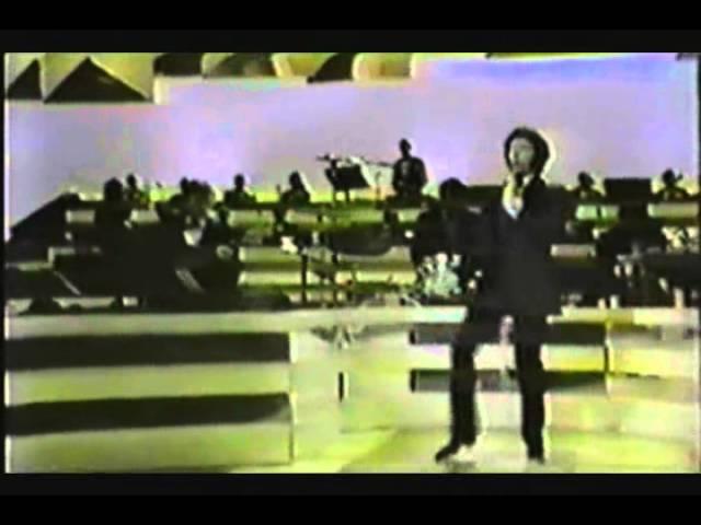 Tom Jones sings "Vehicle" - Live 1970