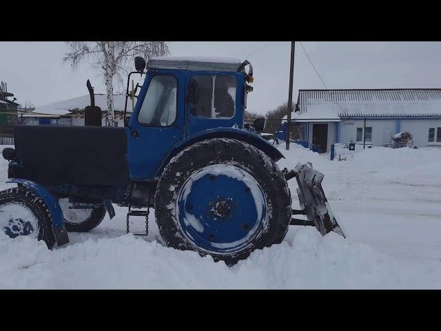 Небольшая поломка перед выездом. Работа на тракторе МТЗ-50.