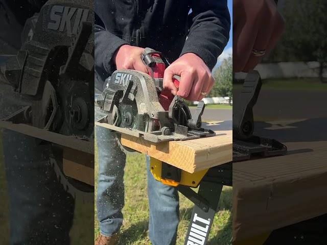 NEW Skil Circular Saw in SLO-MO Action