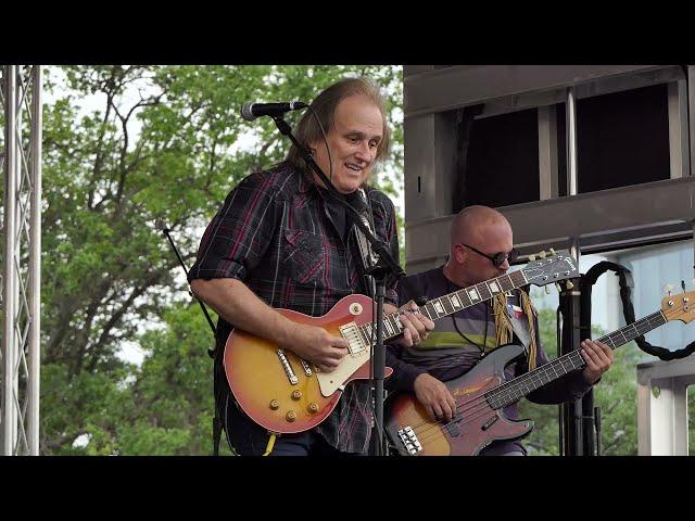 Rocky Athas - Walking By My Self - 5/1/21 Dallas International Guitar Festival