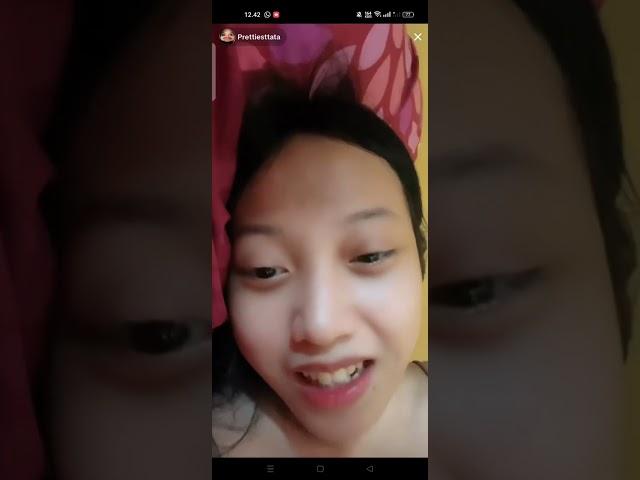 Reistanada Live terbaru keliatan belahanya !!