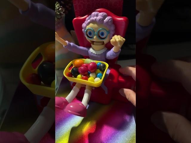 Oh cute GREEDY GRANNY#trending #satisfying #viral #shorts #ViolyOfMilanVlog