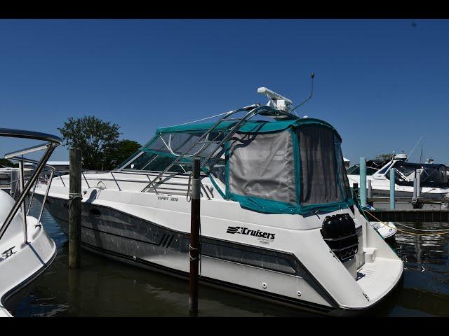 1989 Cruisers Yachts 3670 Esprit; Asking $24,900