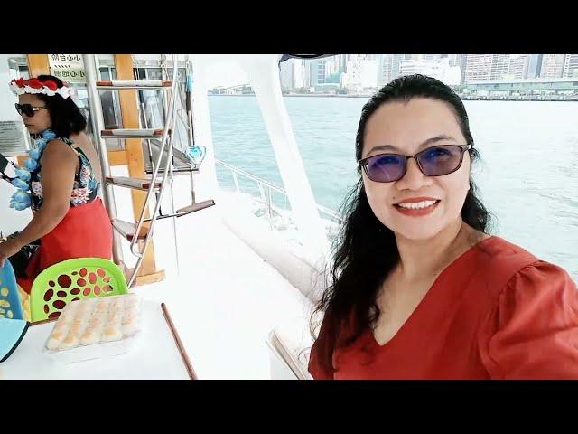 Hongkong Island boat trip