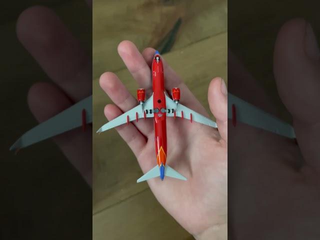 ( Unboxing) Southwest  737 MAX 8- Gemini Jets #southwestairlines #aviation #avgeek #planespotting