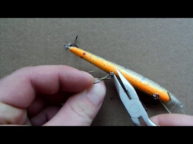 How to replacing a hook on a lure