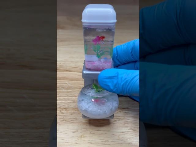 Miniverse Appliance ️ double Fish Tank display🫧 cure in layers!! #makeitmini #miniverse #resinart