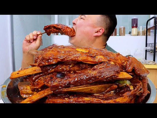 20 pounds of steak, Aqiang makes "Braised Steak Ribs"