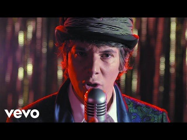 Maxi Trusso - Nobody Is Lonely (Official Video)