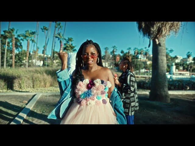 Daphne - Happy Ft Teni (Official Video)