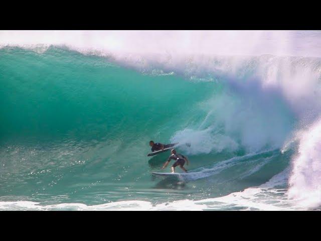 Barrels and Brawls - Drop-in on Dusty Payne at Honolua Bay leads to collision (January 1, 2019)