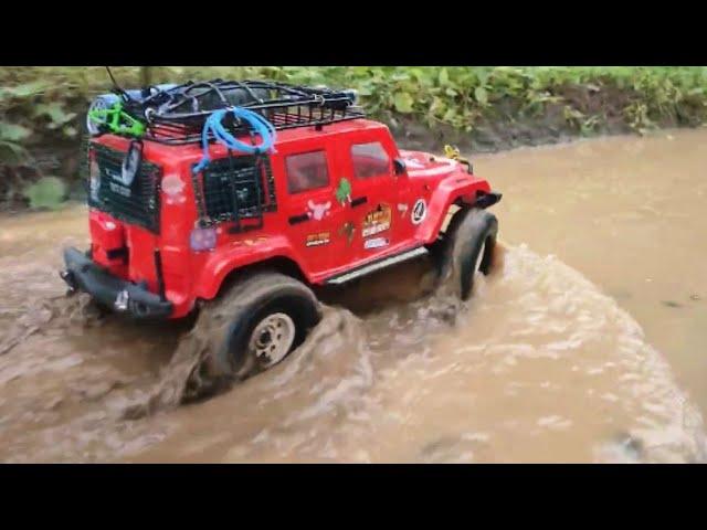 Rubicon offroad and muddy in extreme water, 1/10 scale rc car crawling #53