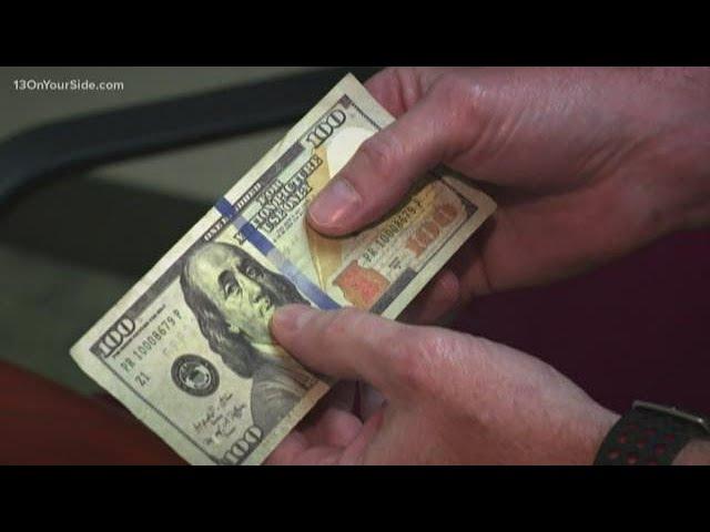 How to spot counterfeit money