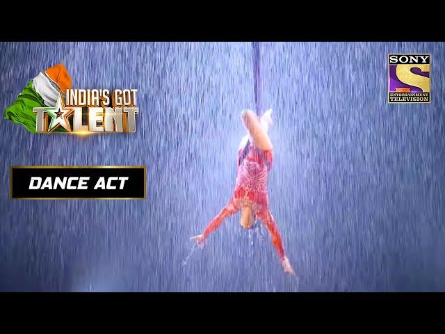 A Blind-Folded Aerial Dance Act With Bold Stunts! | India's Got Talent Season 8 | Dance Act