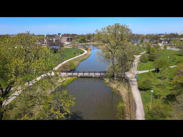 Drone Flight Over Humboldt Park Lagoons - April 2023 - Chicago, Illinois - DJI Air 2