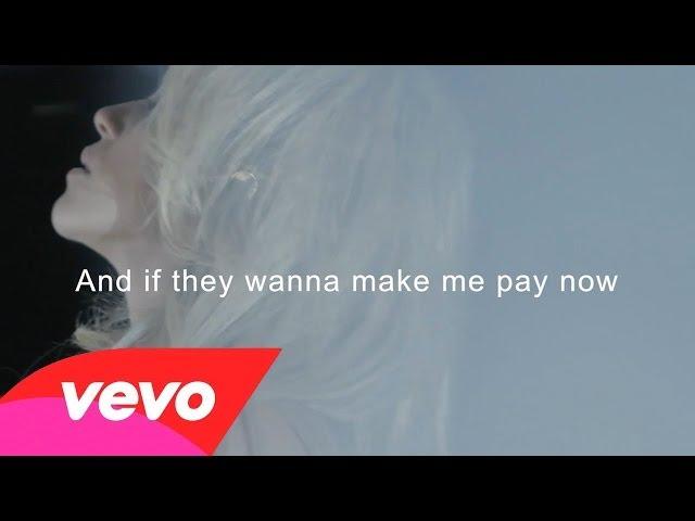 Shakira - Spotlight (Lyrics)