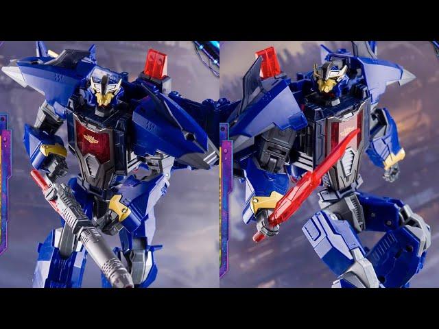 New Transformers Dreadwing action figure in hand images by Iamnofire