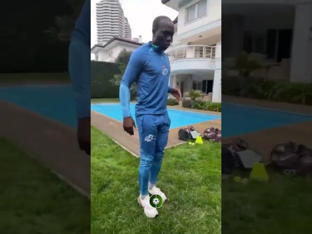  Aboubakar'dan yeni sezona hazırlık.