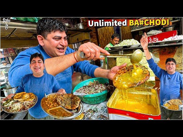 Comedian Kulche Wale ke Desi Ghee Tadka Chole Kulche  Street Food India