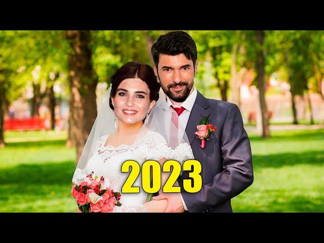 Engin Akyurek martohet me Tuba Buyukustun në vitin 2023