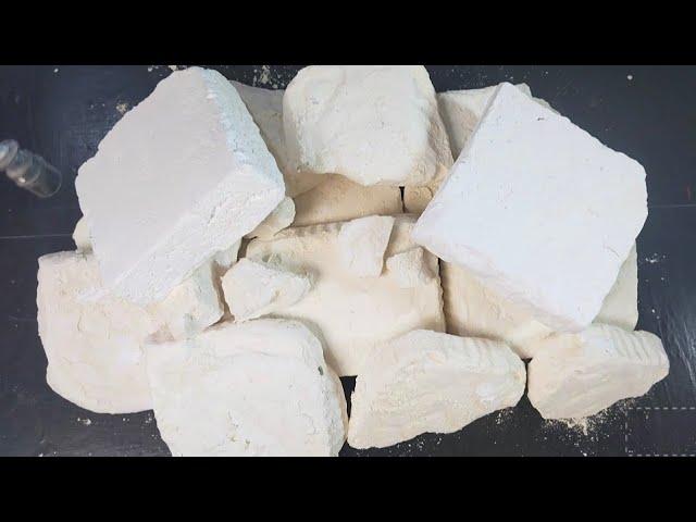 White and Beige Soft abd Crunchy Chalk Crushing | Gym Chalk ASMR #gymchalkasmr #crunchyasmr #chalk