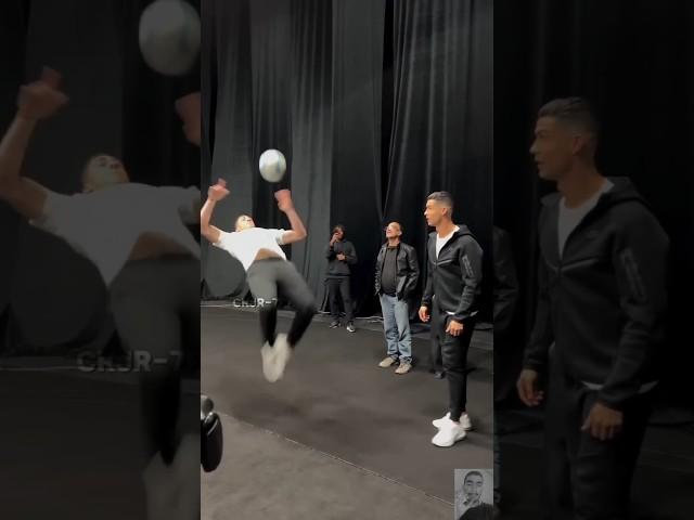 Cristiano Ronaldo fan show own skills 