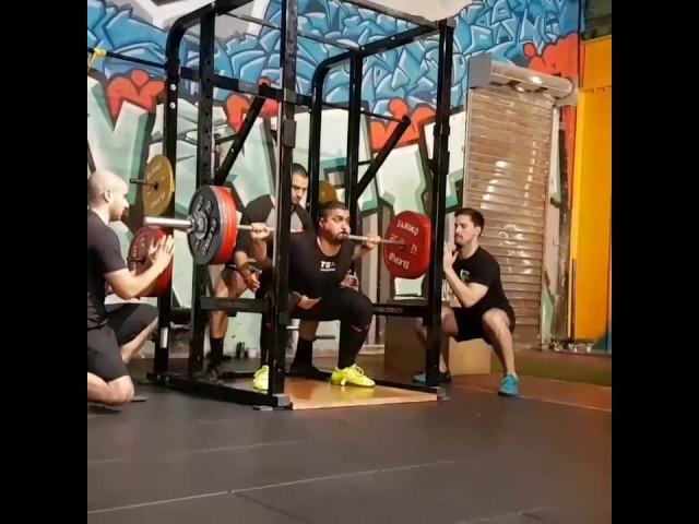 April 2017 WH gym meet 3rd sqt 217.5 kg