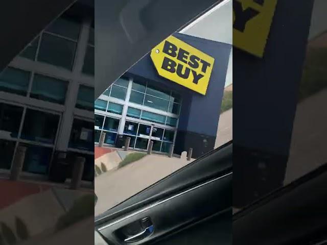 Day in the Life at Best Buy to pickup Apple AirTag!