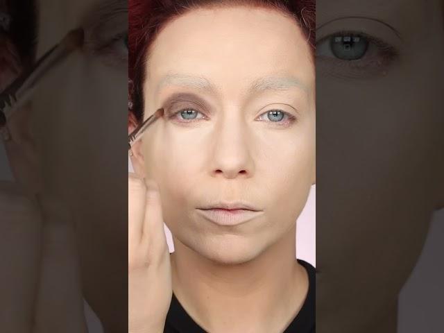 Halloween makeup tutorial - Hocus Pocus costume - Winifred Sanderson is the most iconic witch 