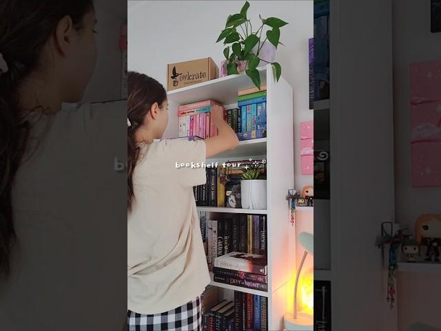 bookshelf tour ₊˚ʚ  #booktube #bookshelf #yabooks #aestheticroom #aesthetic