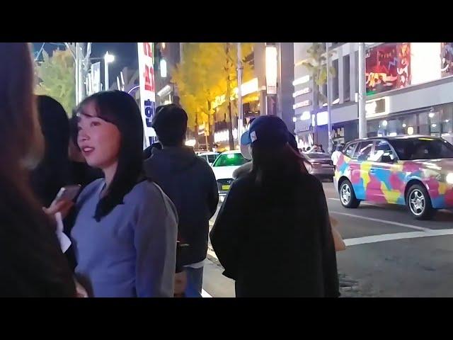 홍대 할로윈  Halloween Near Hongik Univ  Station