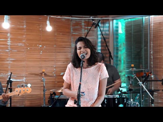 Jessica Moreira - Algo Bom De Mim (Live Session - Perto)