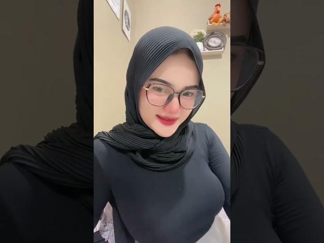 kumpulan jilbab goyang hot