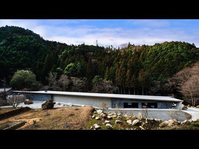 Длинный дом у реки, Тойота, Япония. Longhouse by the River, Toyota, Japan