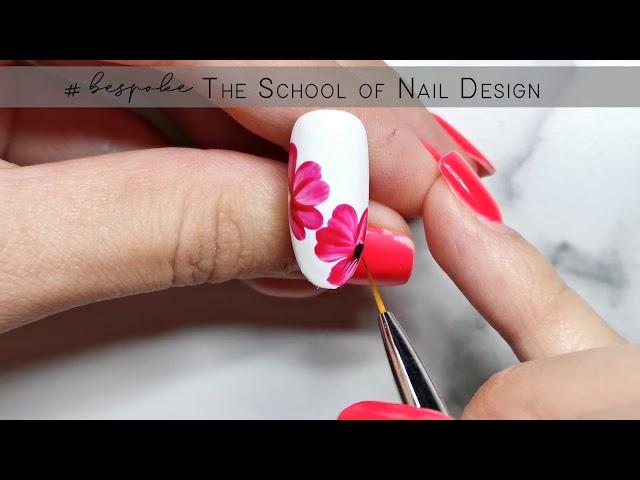 TUTORIAL  I  Flower Nail Art - Using a Petal Brush to create easy flower nail designs.