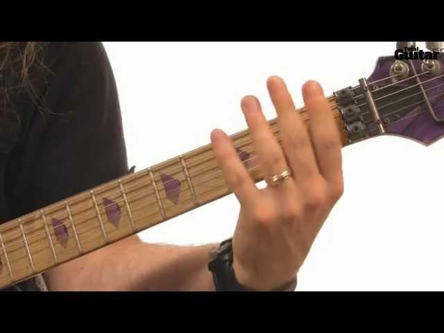 Pantera 'Piss' guitar lesson - Riff Of The Month
