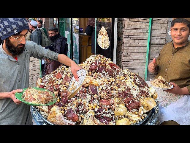 Peshawari Kabuli Pulao | Afghani Zaiqa Chawal | Giant Meat Pulau Mountain | Street Food Peshawar