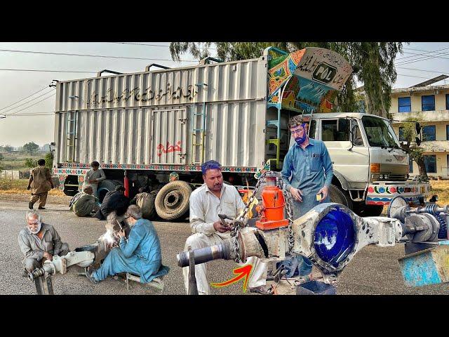 The Housing Tube Of The Truck On The Road Was Badly Broken Due To Overloading, Which Was Repaired.