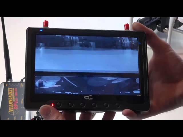 Quadrocopter Review - Flysight Black Pearl Monitor